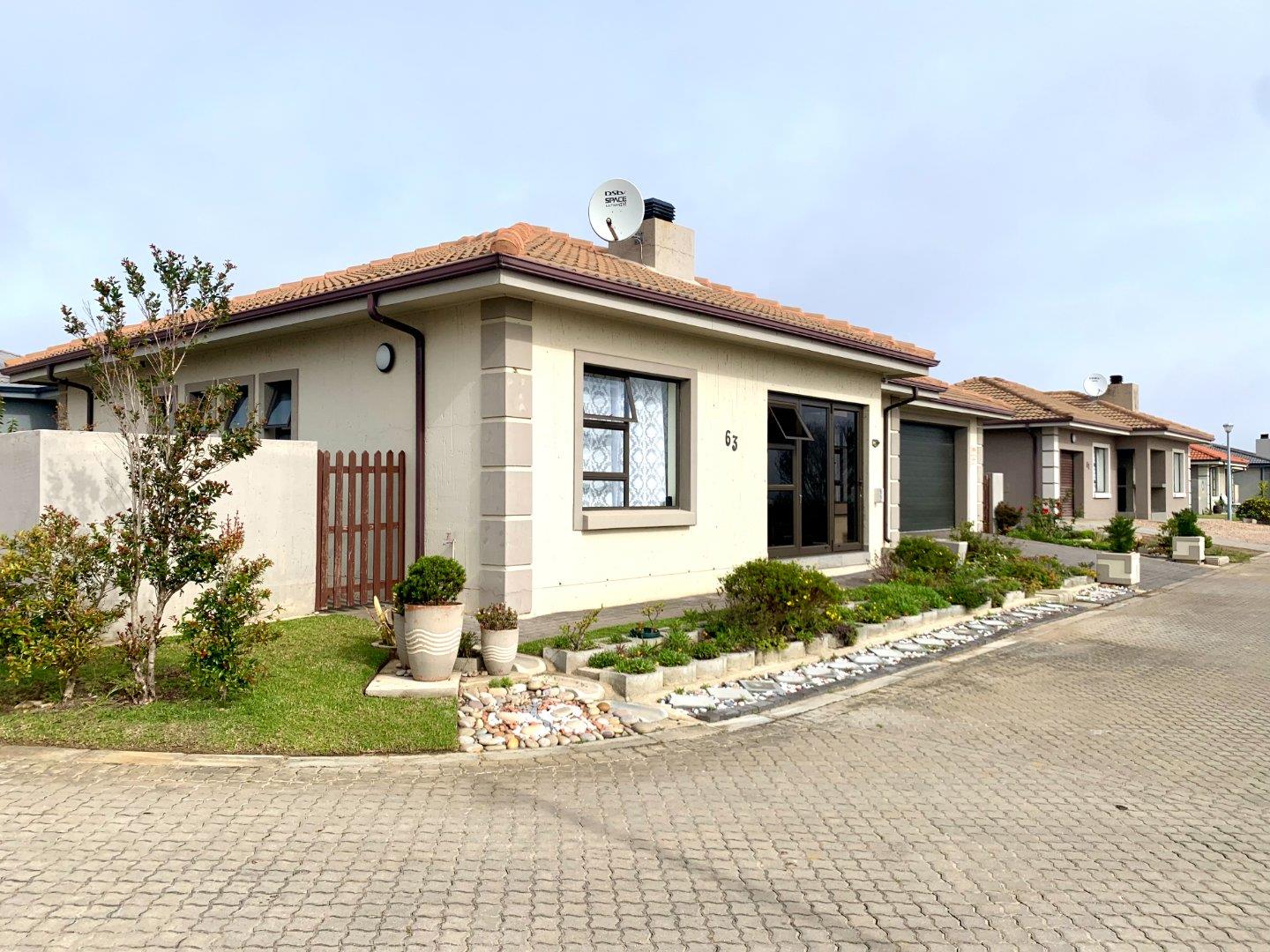 3 Bedroom House for Sale in Dana Bay