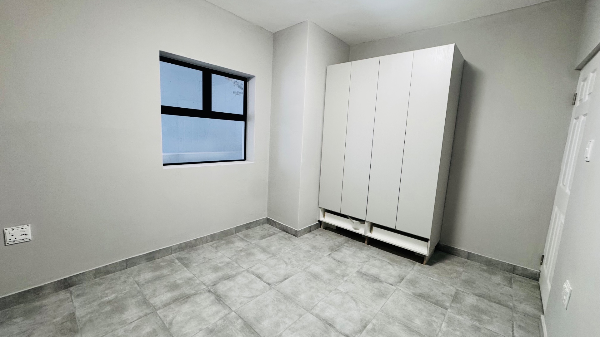 Photo 14 of 2 Bedroom Apartment / Flat for Sale in Island View