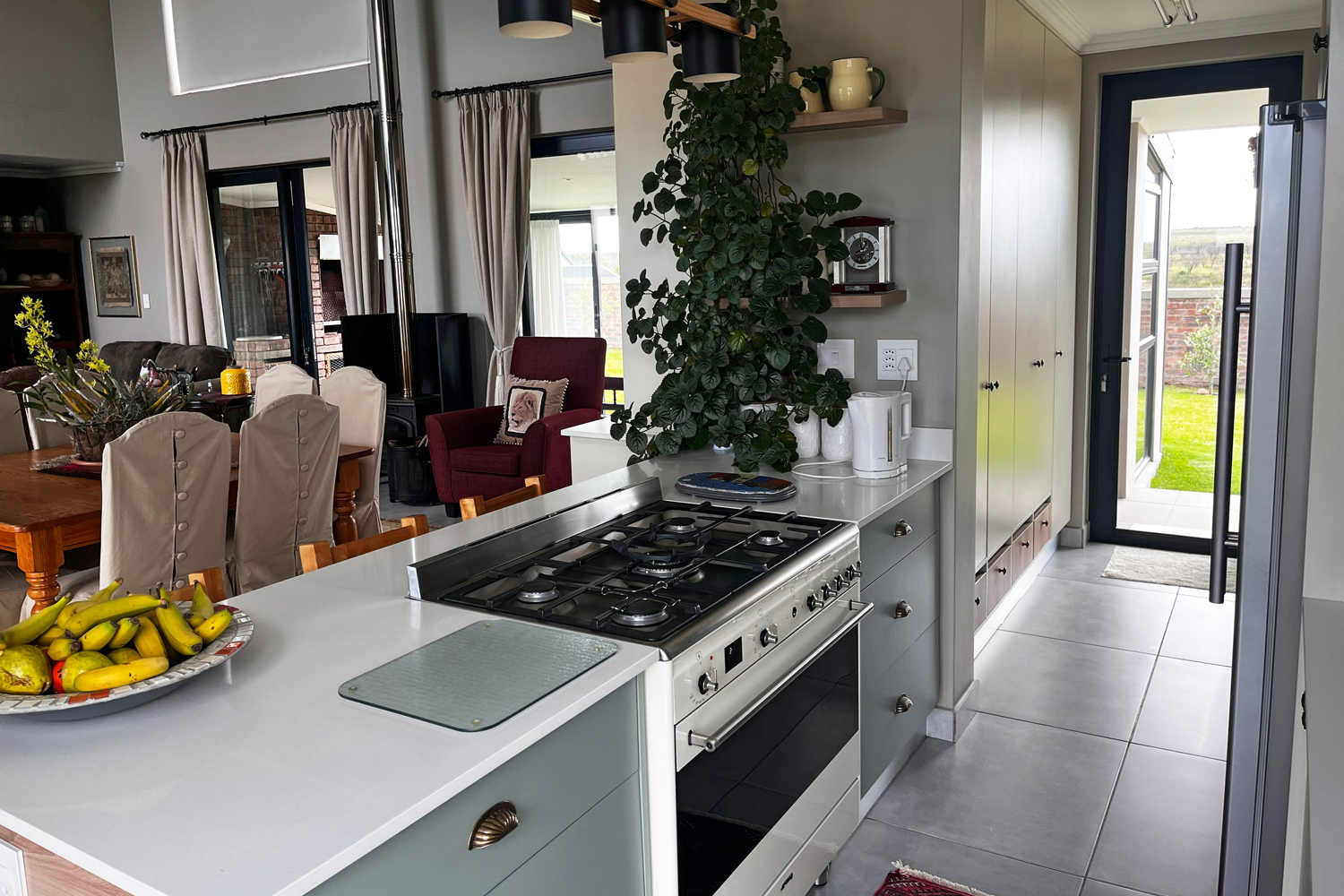 Photo 12 of 3 Bedroom House for Sale in Hartenbos Central
