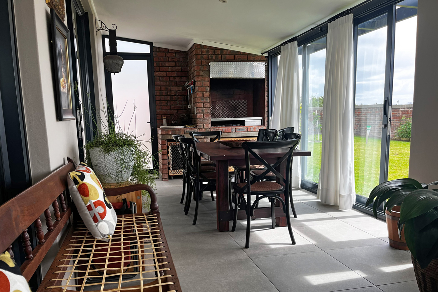 Photo 7 of 3 Bedroom House for Sale in Hartenbos Central
