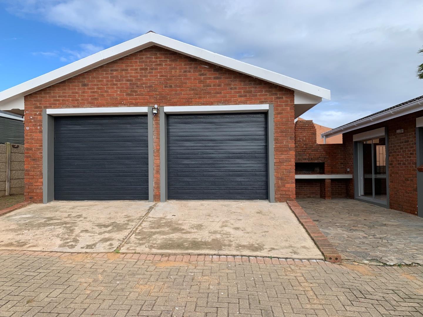 Photo 23 of 3 Bedroom House for Sale in Heiderand