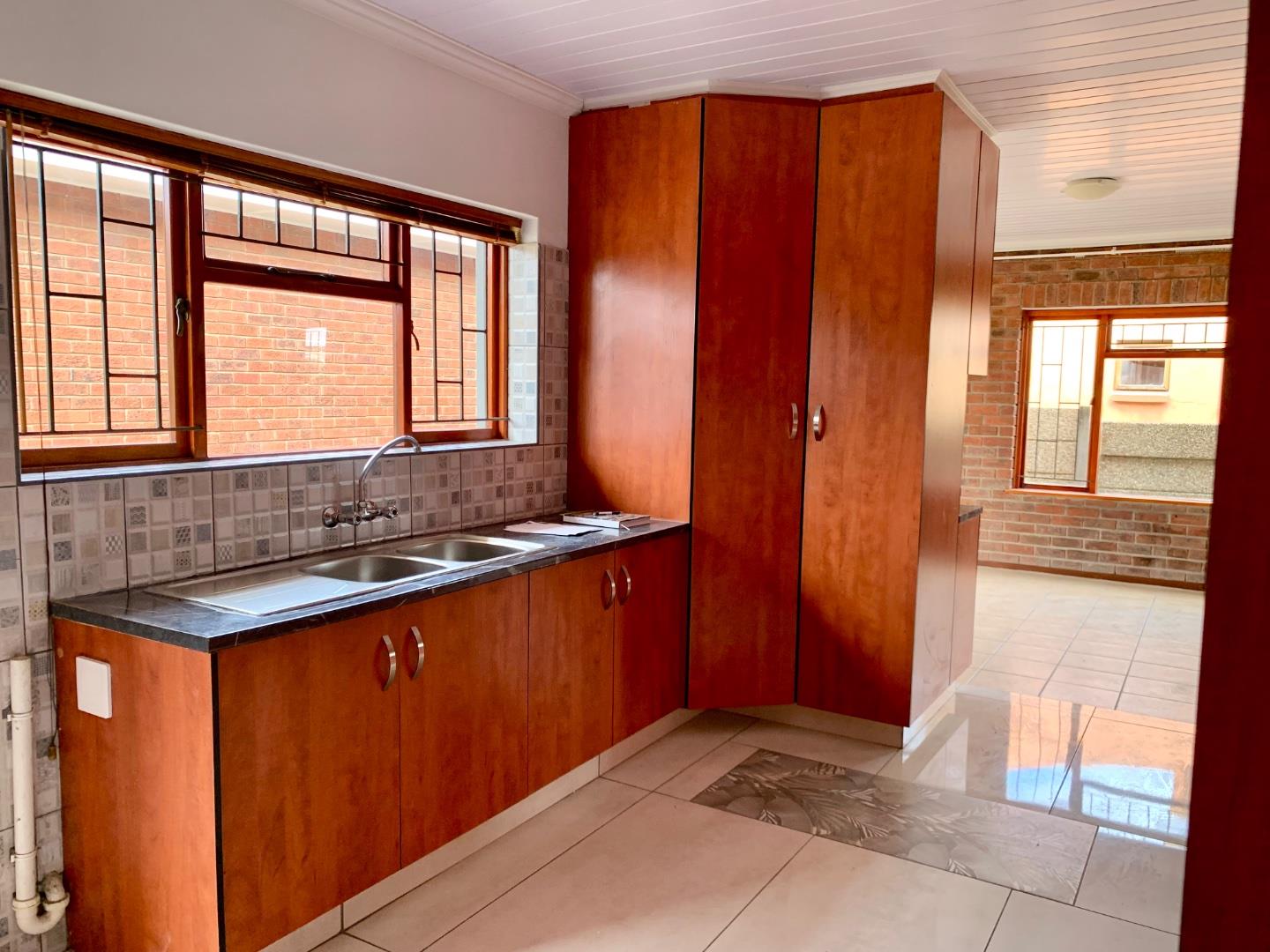 Photo 7 of 3 Bedroom House for Sale in Heiderand