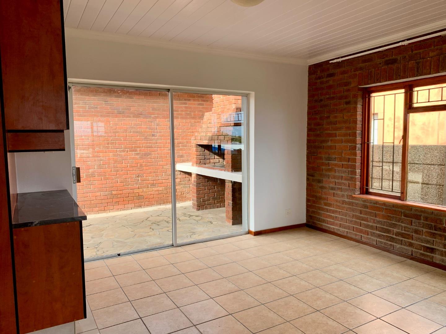 Photo 3 of 3 Bedroom House for Sale in Heiderand