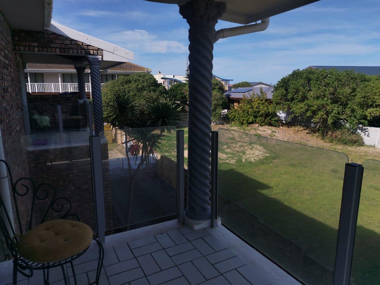 Photo 7 of 3 Bedroom House for Sale in Pienaarstrand