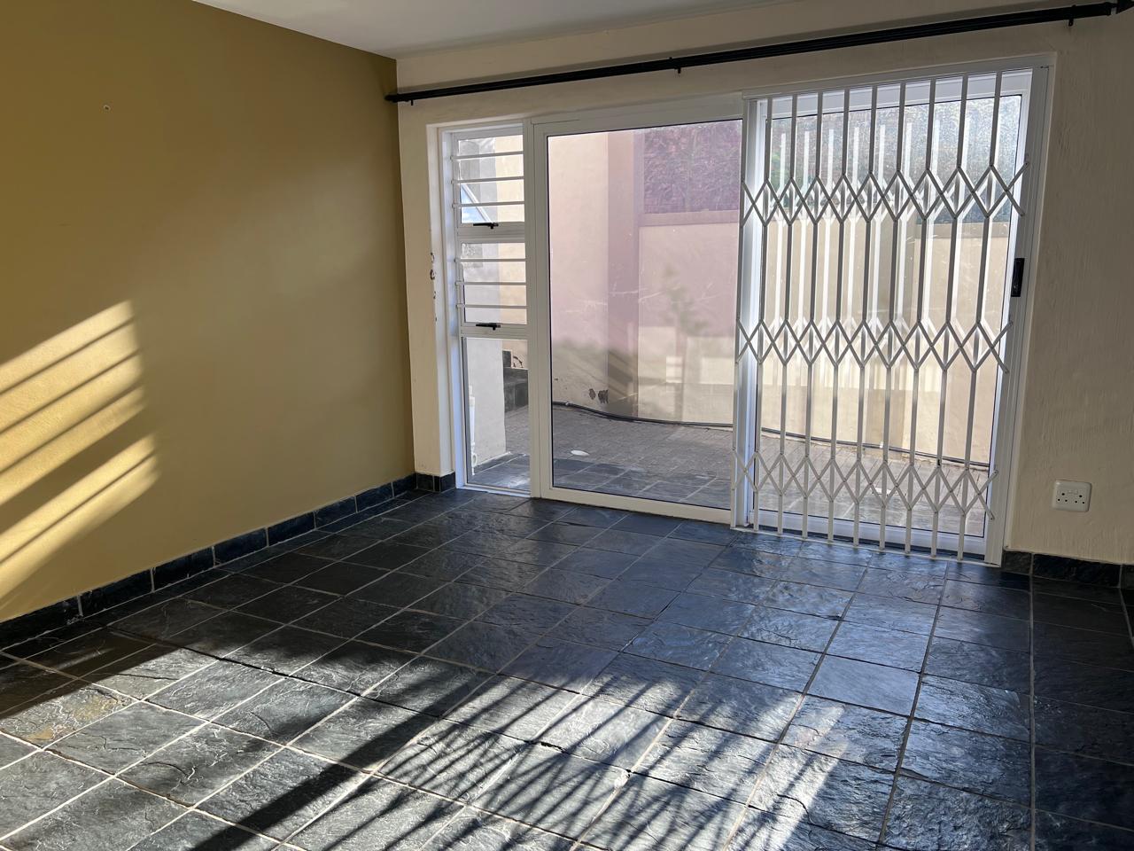 Photo 33 of 3 Bedroom House for Sale in Reebok