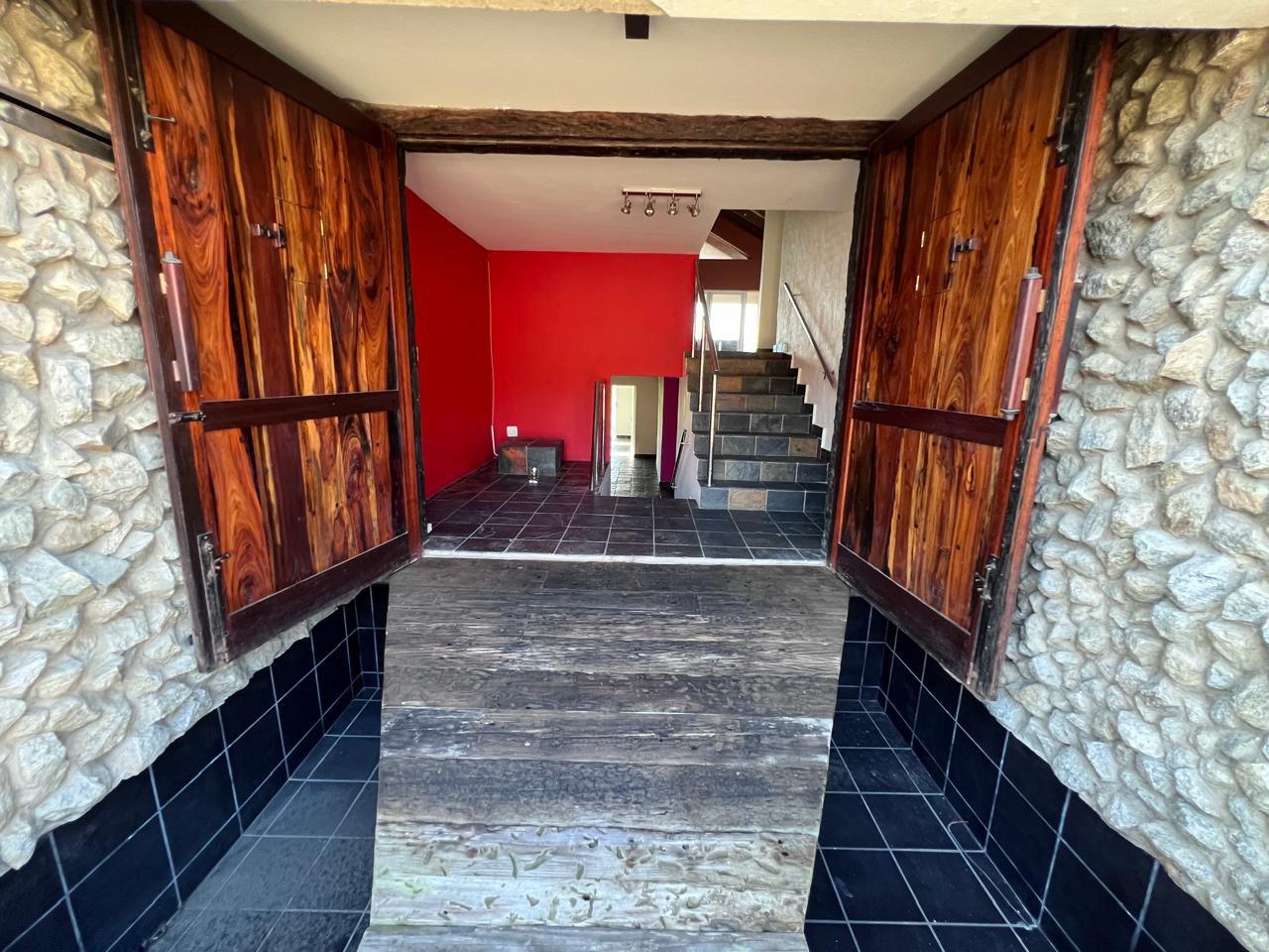 Photo 17 of 3 Bedroom House for Sale in Reebok