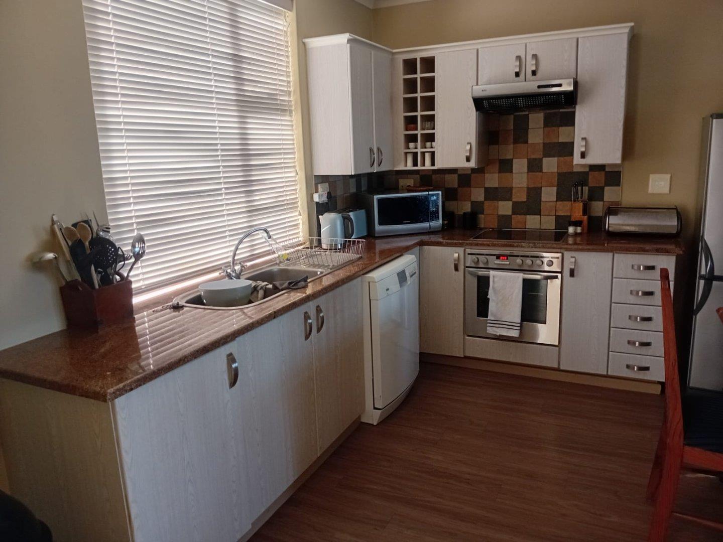 Photo 2 of 3 Bedroom Townhouse for Sale in Heiderand