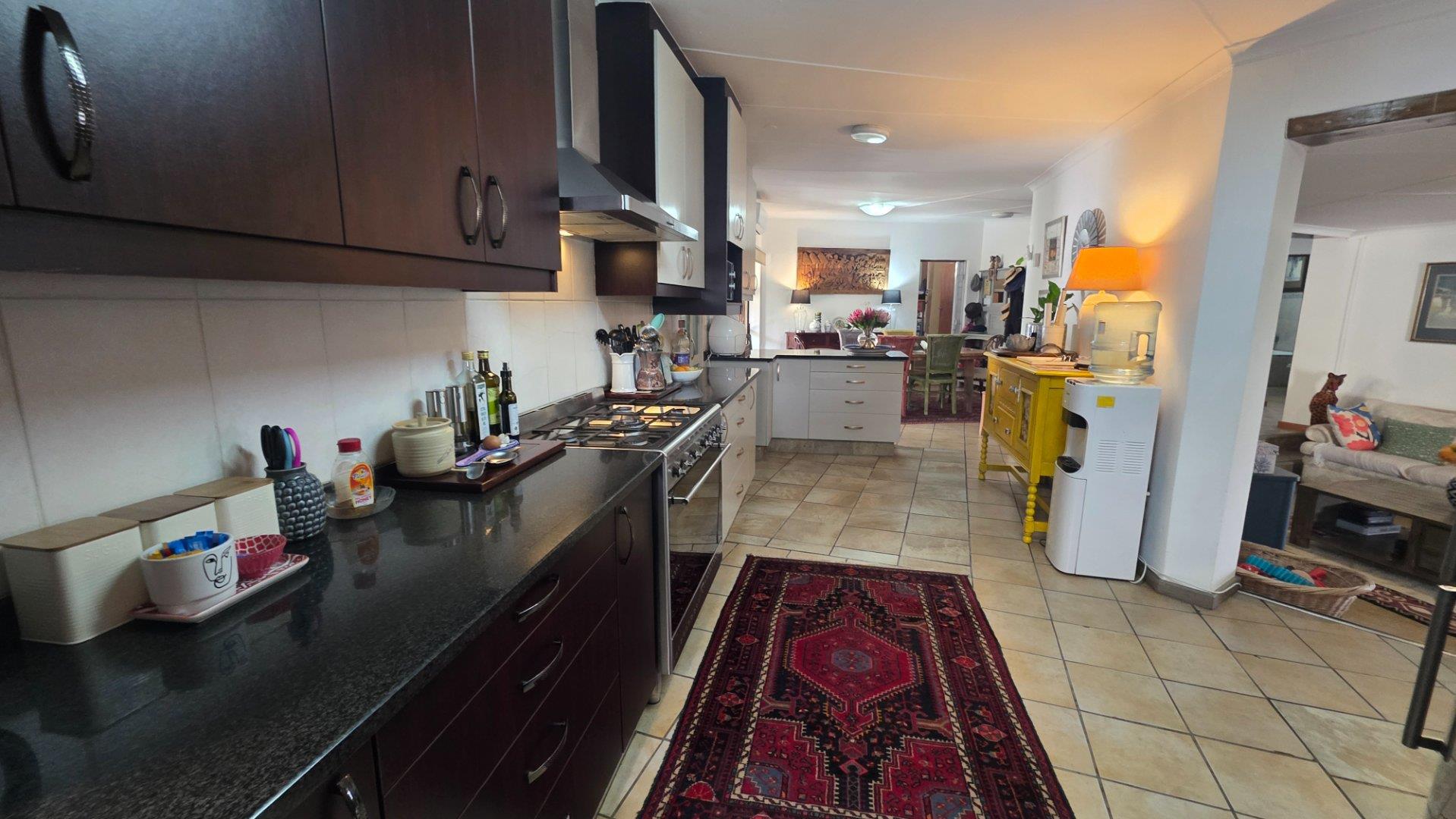 Photo 53 of 5 Bedroom House for Sale in Fraaiuitsig