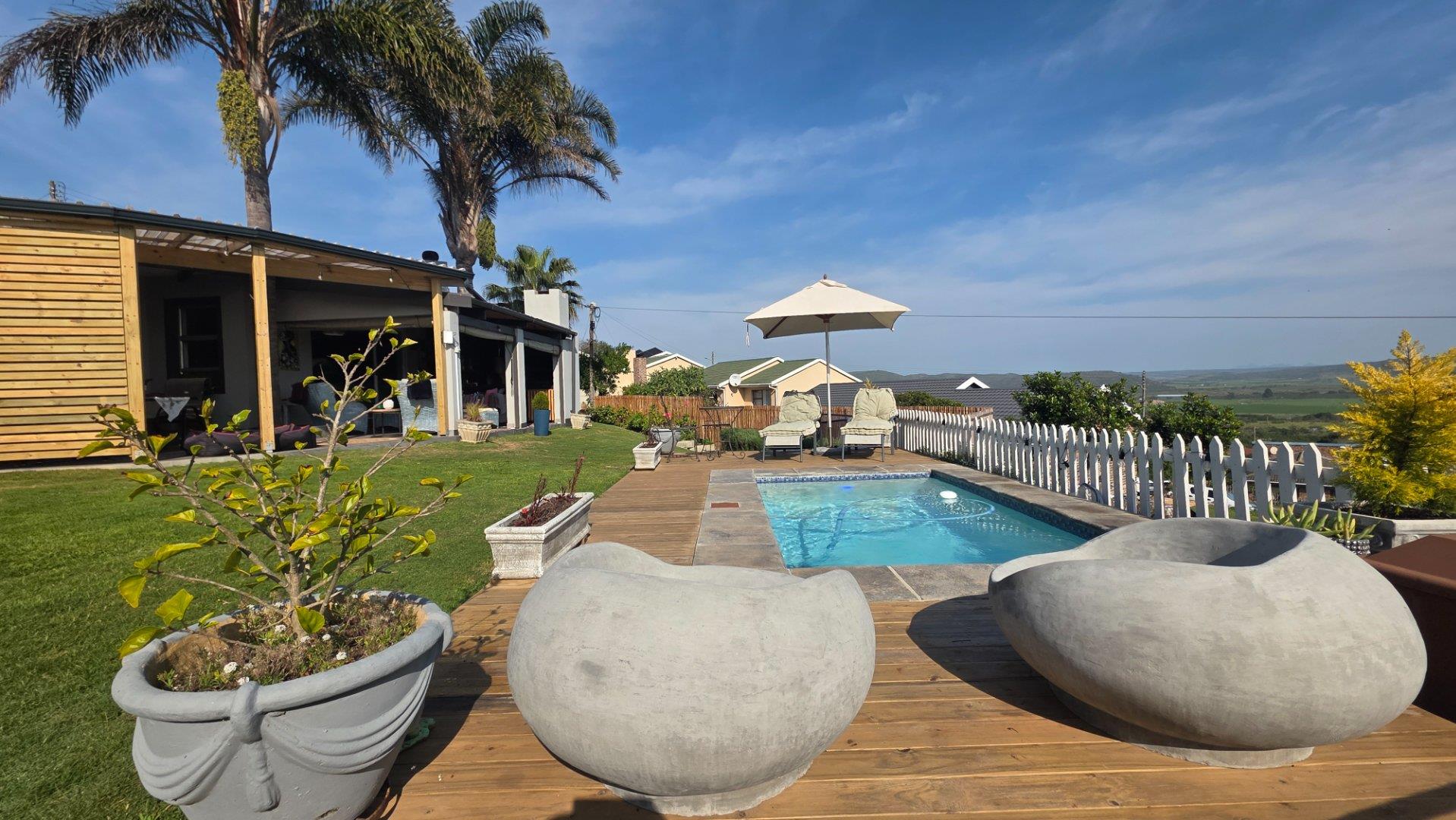 Photo 47 of 5 Bedroom House for Sale in Fraaiuitsig