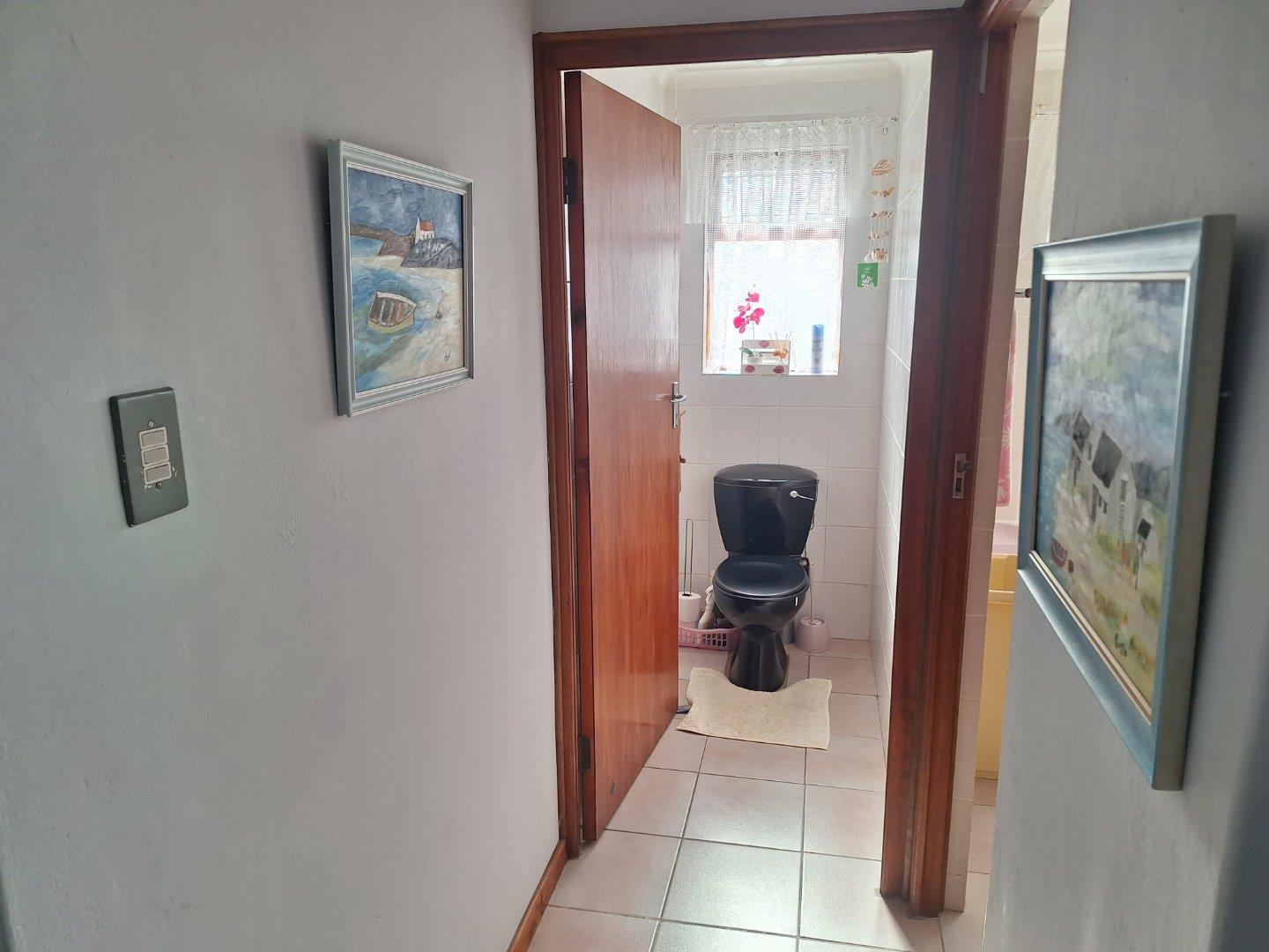 Photo 27 of 5 Bedroom House for Sale in Heiderand