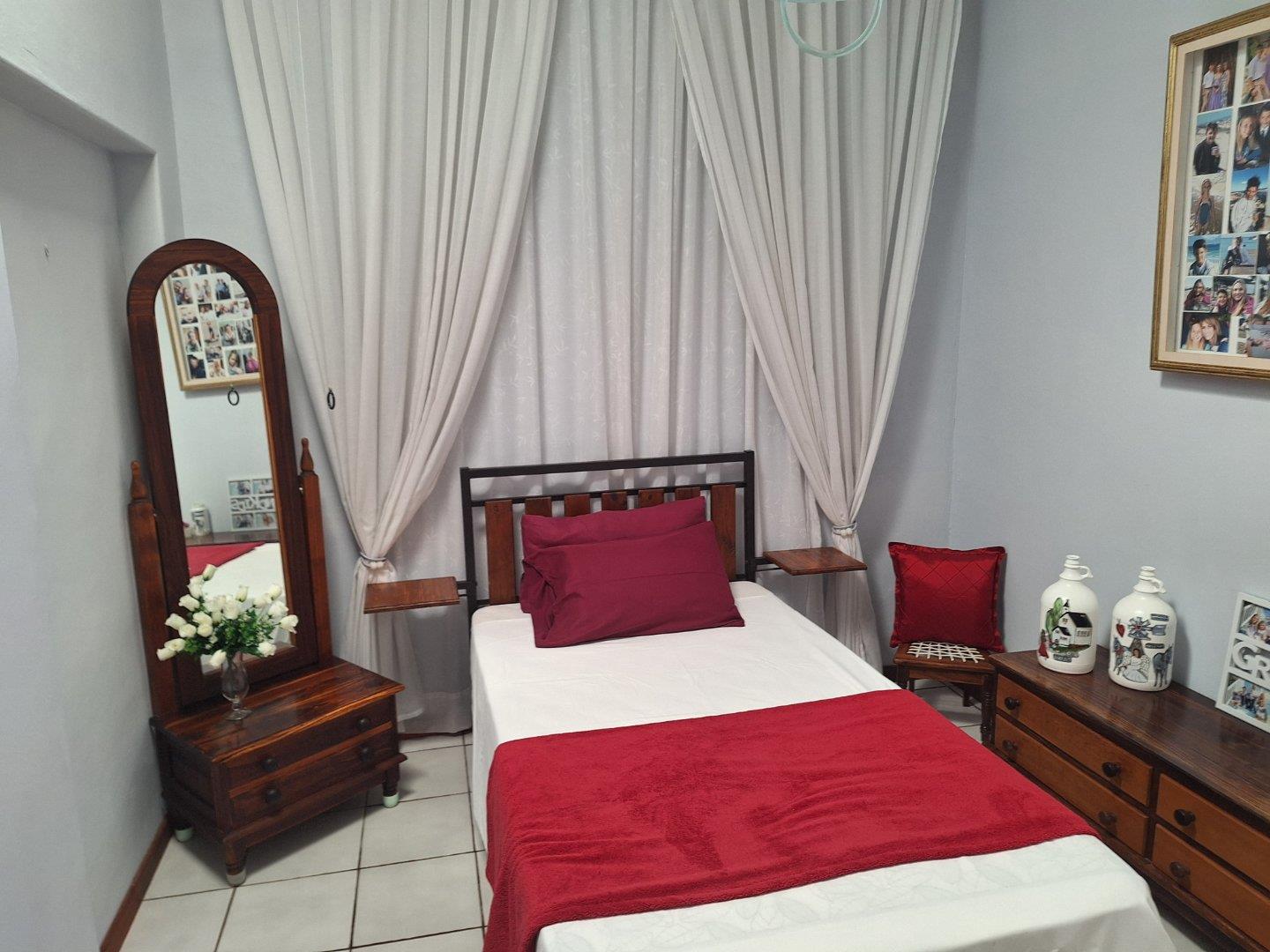 Photo 22 of 5 Bedroom House for Sale in Heiderand