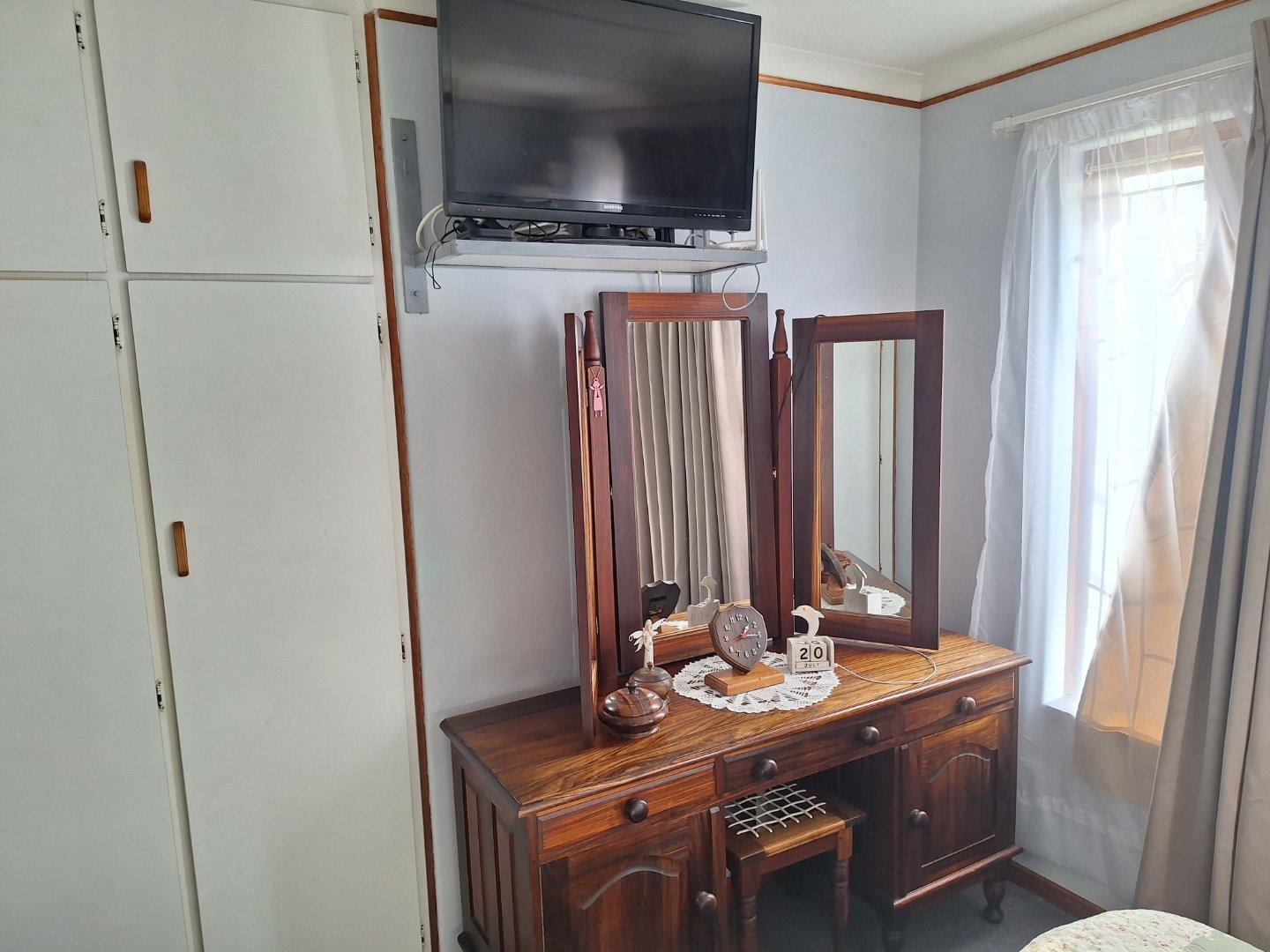 Photo 33 of 5 Bedroom House for Sale in Heiderand