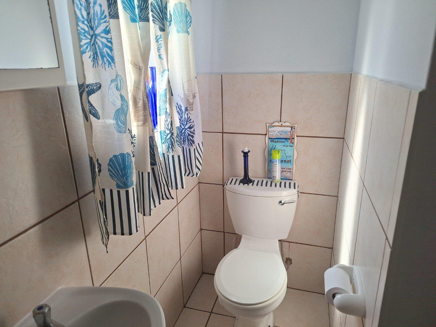 Photo 18 of 5 Bedroom House for Sale in Heiderand