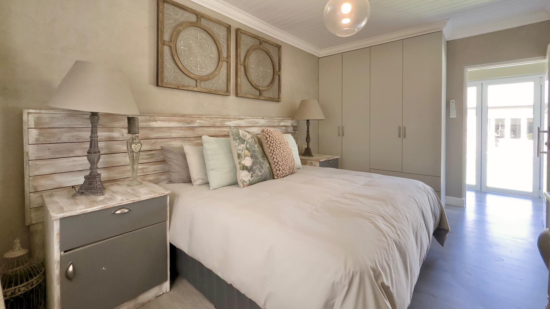 Photo 49 of 6 Bedroom House for Sale in Num Num Cape Estate